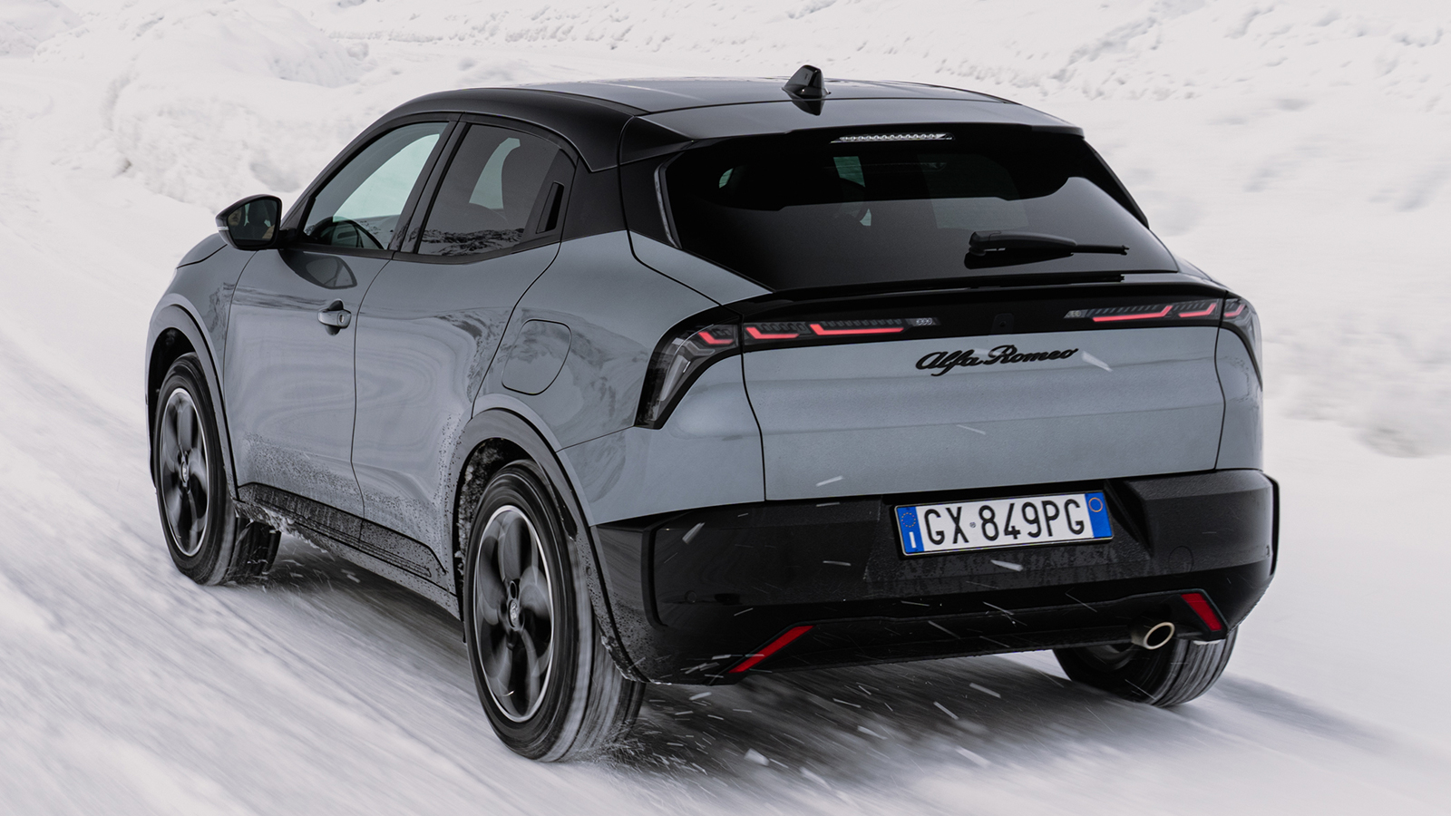 Η τιμή της νέας Alfa Romeo Junior Ibrida Q4 στην Ελλάδα
